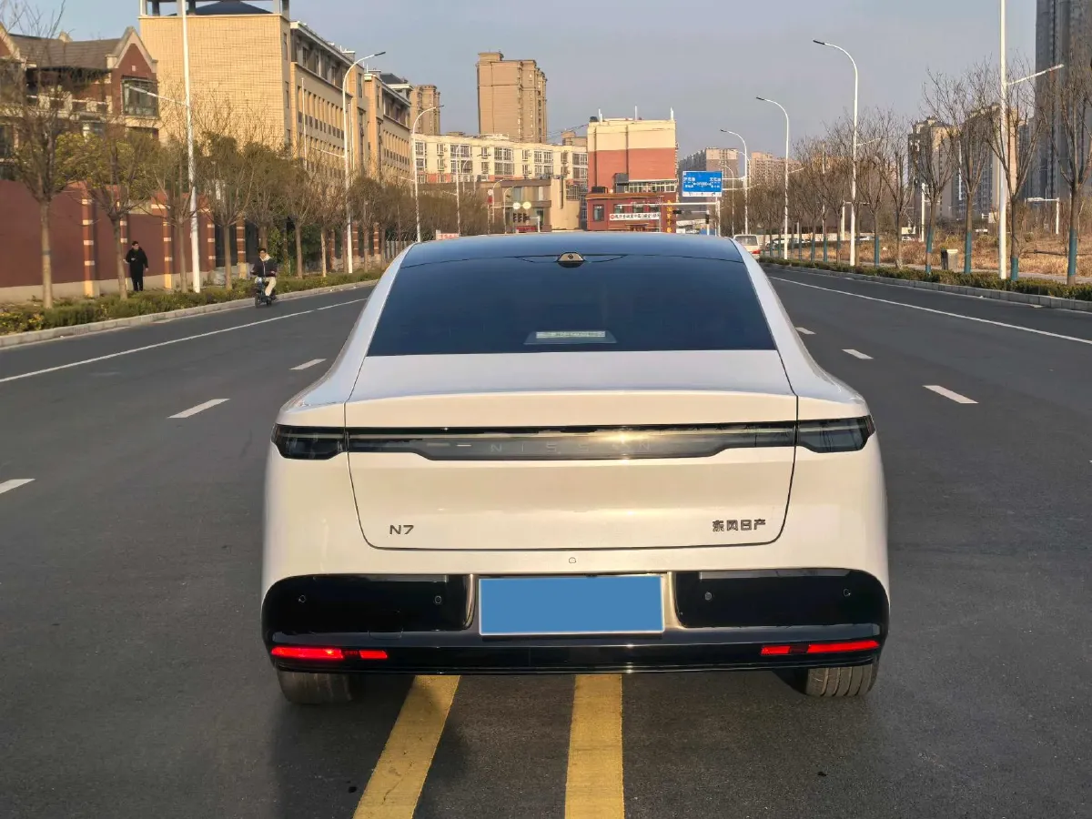 2025 Nissan N7 BEV 73KWH,autocango,china used car exporter,china ev exporter,chinese used car exporter,chinese used ev exporter