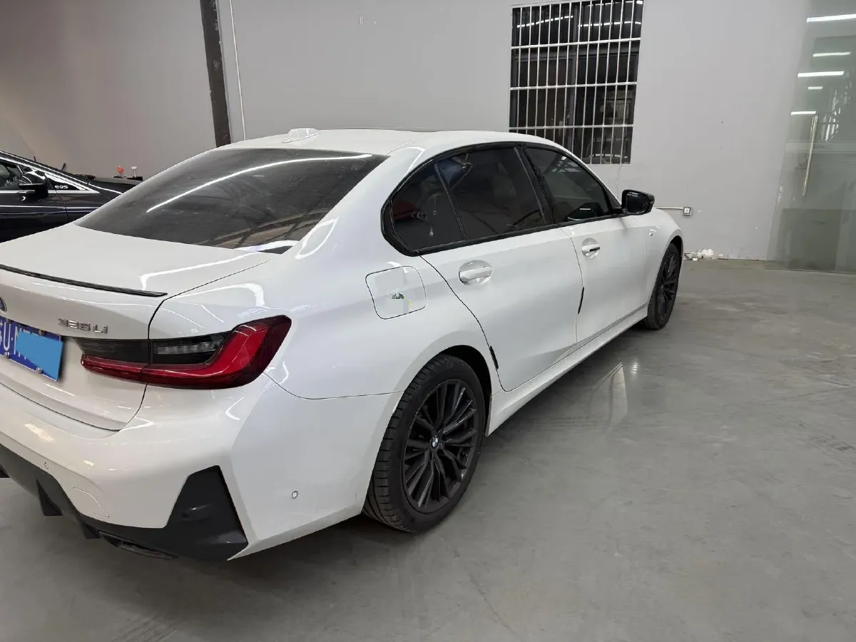 2023 BMW 3 Series 2.0T 184HP L4 8AT,autocango,china used car exporter,china ev exporter,chinese used car exporter,chinese used ev exporter