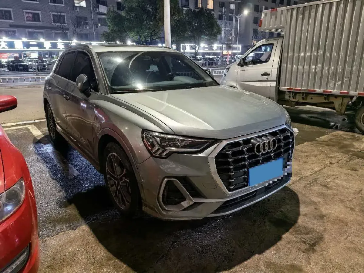 2021 Audi Q3 2.0T 186HP L4 7DCT,autocango,china used car exporter,china ev exporter,chinese used car exporter,chinese used ev exporter