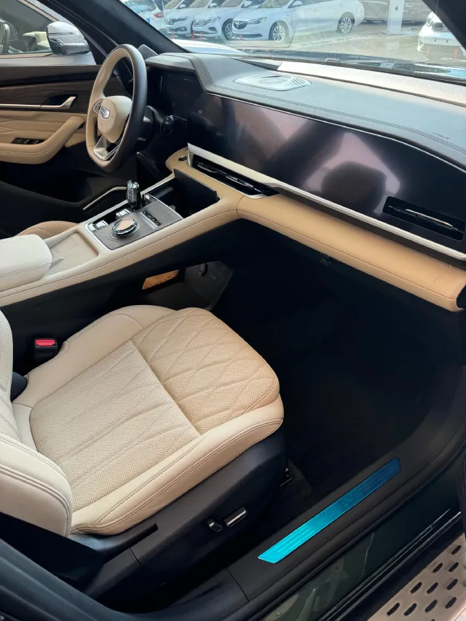 2025 Geely Monjaro 2.0T 238HP L4 8AT,autocango,china used car exporter,china ev exporter,chinese used car exporter,chinese used ev exporter