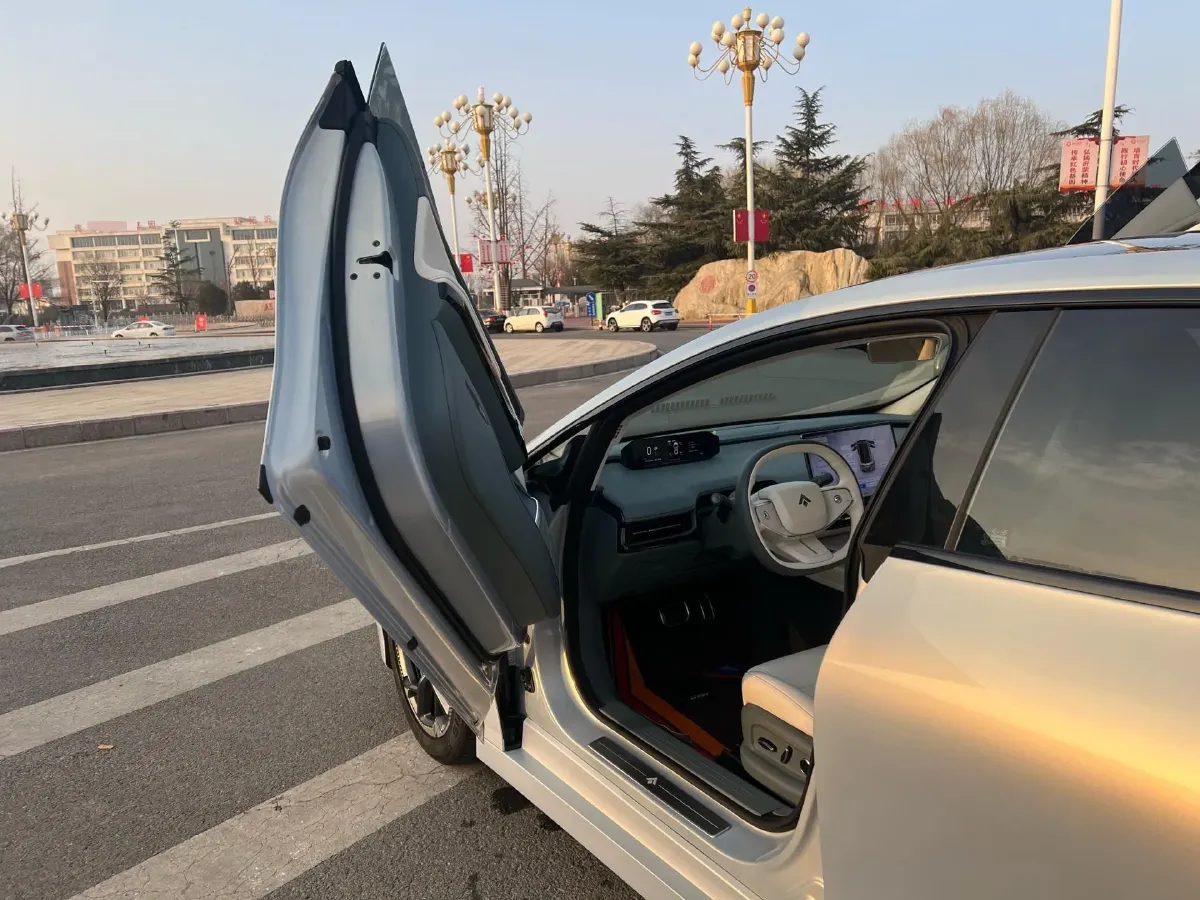 2023 HYPTEC GT BEV 60KWH,autocango,china used car exporter,china ev exporter,chinese used car exporter,chinese used ev exporter