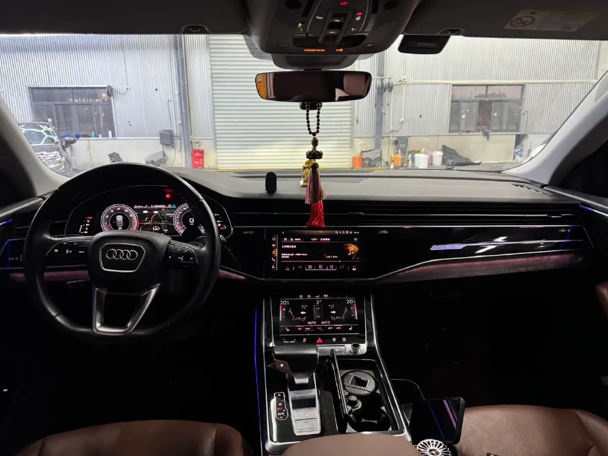 2019 Audi Q8 3.0T 340HP V6 8AT,autocango,china used car exporter,china ev exporter,chinese used car exporter,chinese used ev exporter