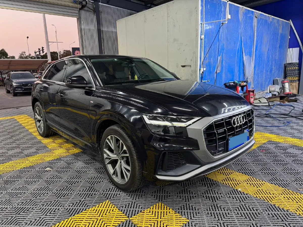 2019 Audi Q8 3.0T 340HP V6 8AT,autocango,china used car exporter,china ev exporter,chinese used car exporter,chinese used ev exporter