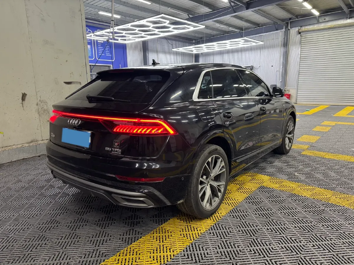 2019 Audi Q8 3.0T 340HP V6 8AT,autocango,china used car exporter,china ev exporter,chinese used car exporter,chinese used ev exporter