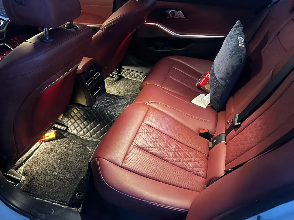 2023 BMW 3 Series 2.0T 184HP L4 8AT,autocango,china used car exporter,china ev exporter,chinese used car exporter,chinese used ev exporter