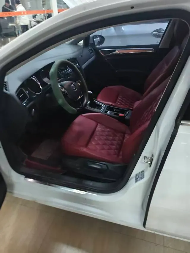 2019 Volkswagen Golf 1.2T 116HP L4 7DCT,autocango,china used car exporter,china ev exporter,chinese used car exporter,chinese used ev exporter