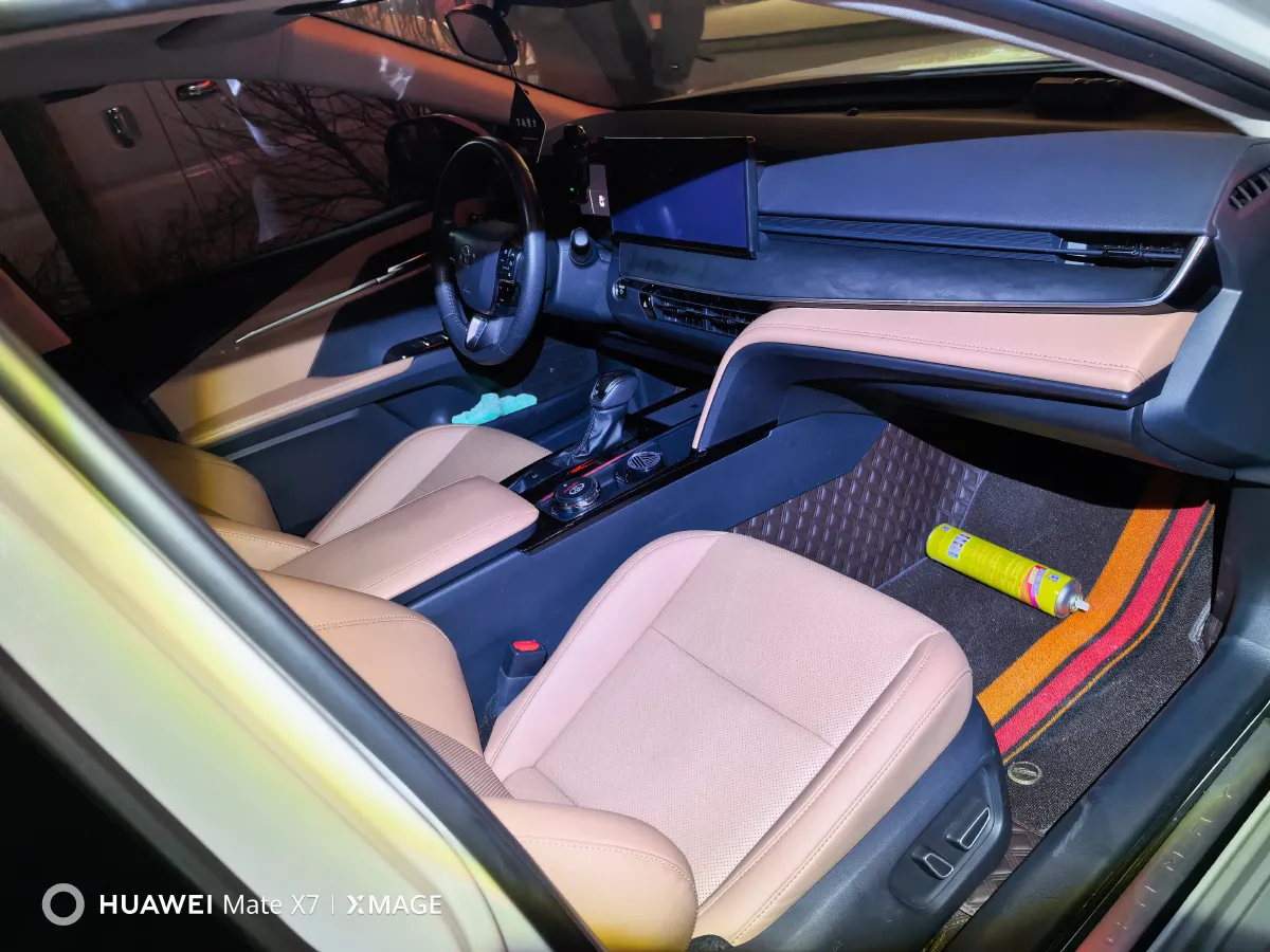 2024 Toyota Camry 2.0L 152HP L4 E-CVT Hybrid,autocango,china used car exporter,china ev exporter,chinese used car exporter,chinese used ev exporter