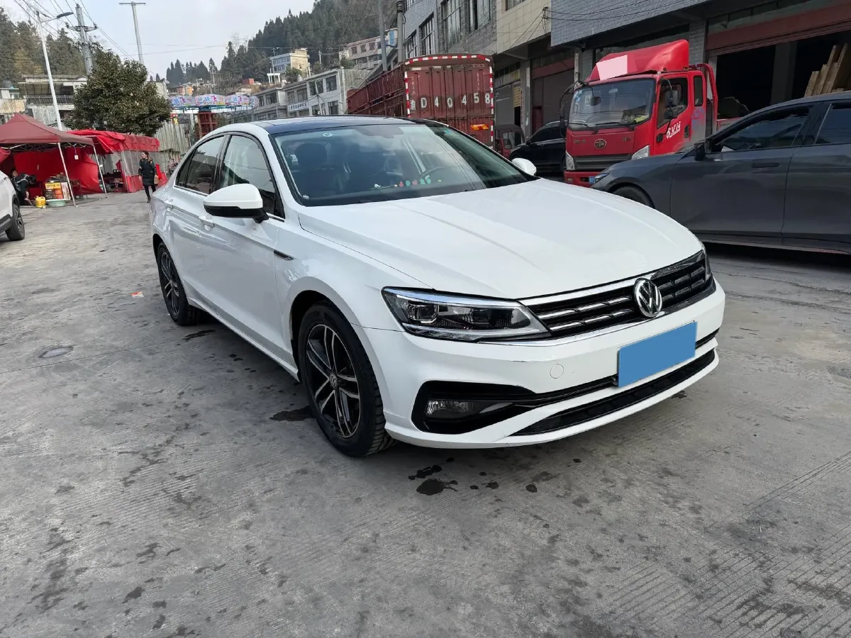 2021 Volkswagen Lamando 1.4T 150HP L4 7DCT,autocango,china used car exporter,china ev exporter,chinese used car exporter,chinese used ev exporter