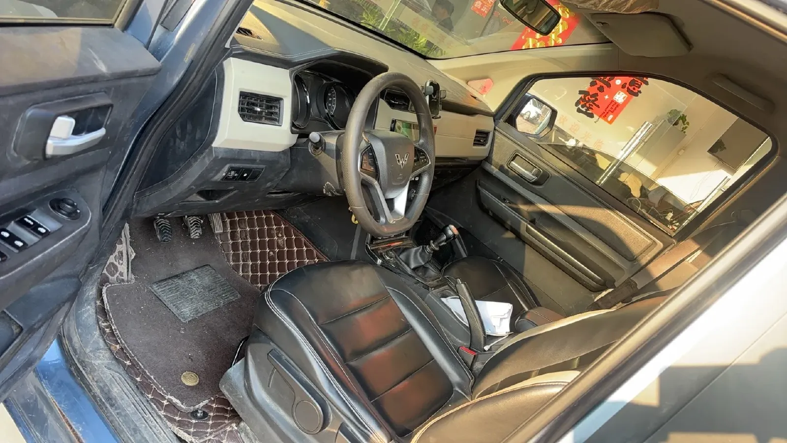 2019 WuLing HongGuang Plus 1.5T 147HP L4 6MT,autocango,china used car exporter,china ev exporter,chinese used car exporter,chinese used ev exporter