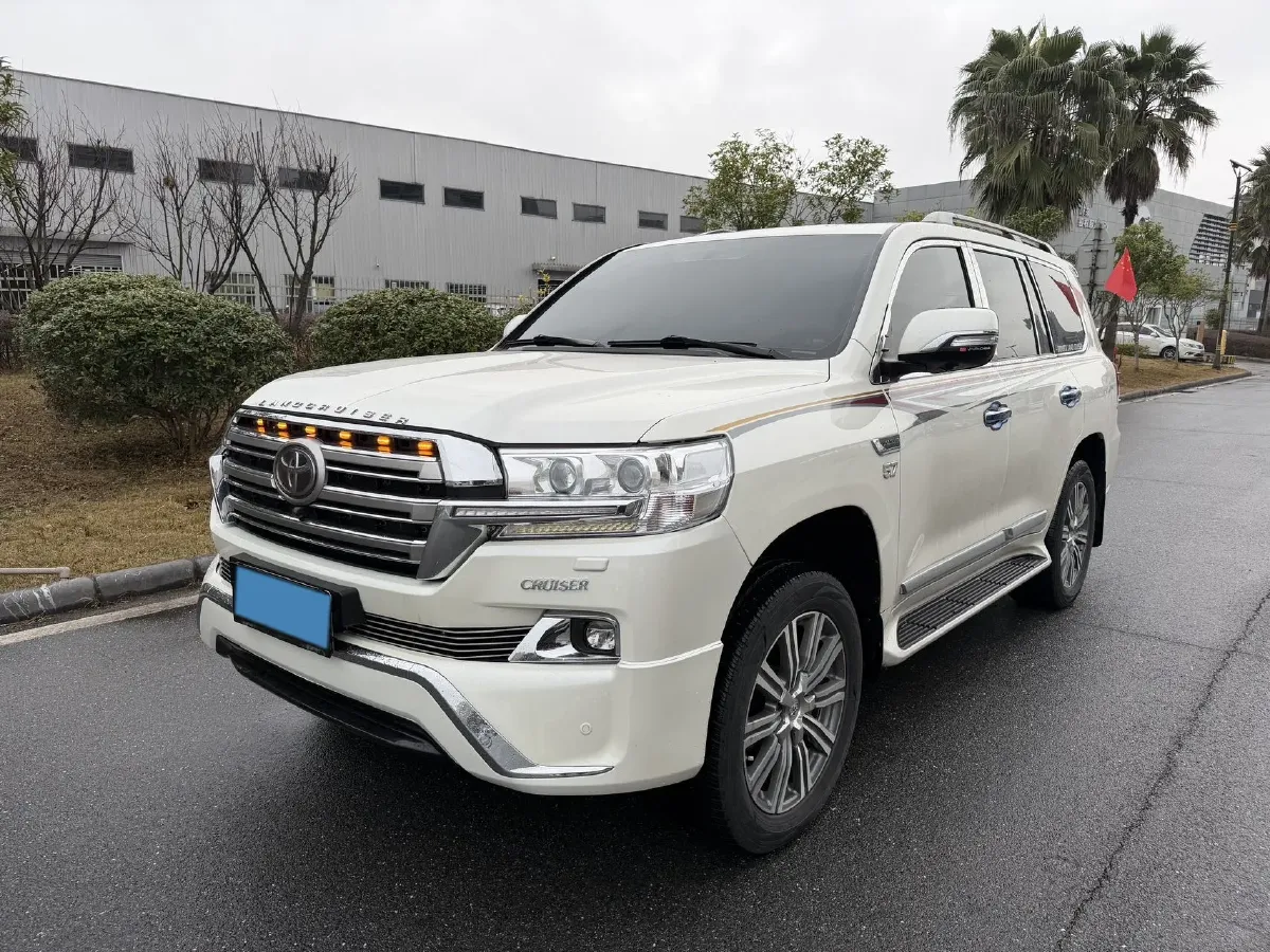 2019 Chevrolet Trax 1.0T 125HP L3 6AT,autocango,china used car exporter,china ev exporter,chinese used car exporter,chinese used ev exporter