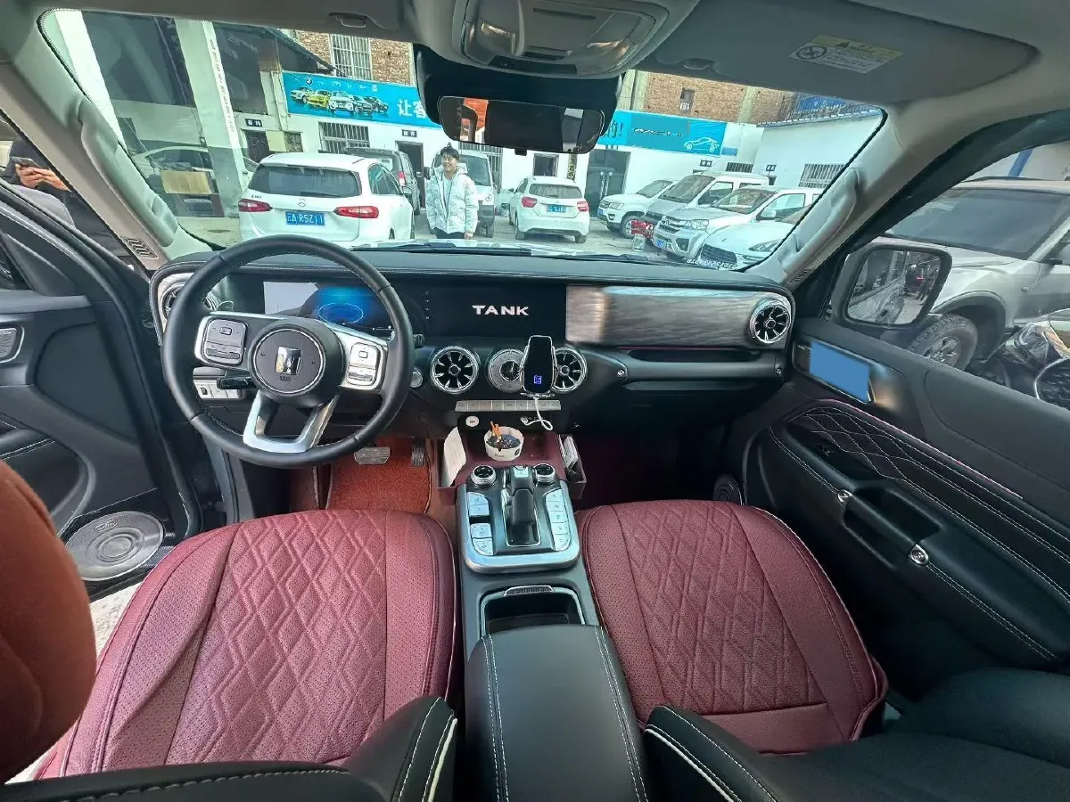 2024 Tank 300 2.0T 227HP L4 8AT,autocango,china used car exporter,china ev exporter,chinese used car exporter,chinese used ev exporter