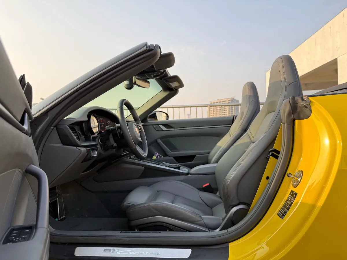 2022 Porsche 911 3.0T 385HP H6 8DCT,autocango,china used car exporter,china ev exporter,chinese used car exporter,chinese used ev exporter