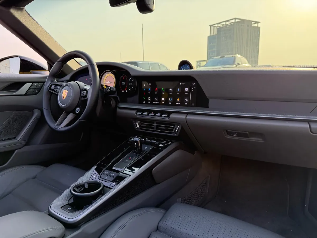 2022 Porsche 911 3.0T 385HP H6 8DCT,autocango,china used car exporter,china ev exporter,chinese used car exporter,chinese used ev exporter