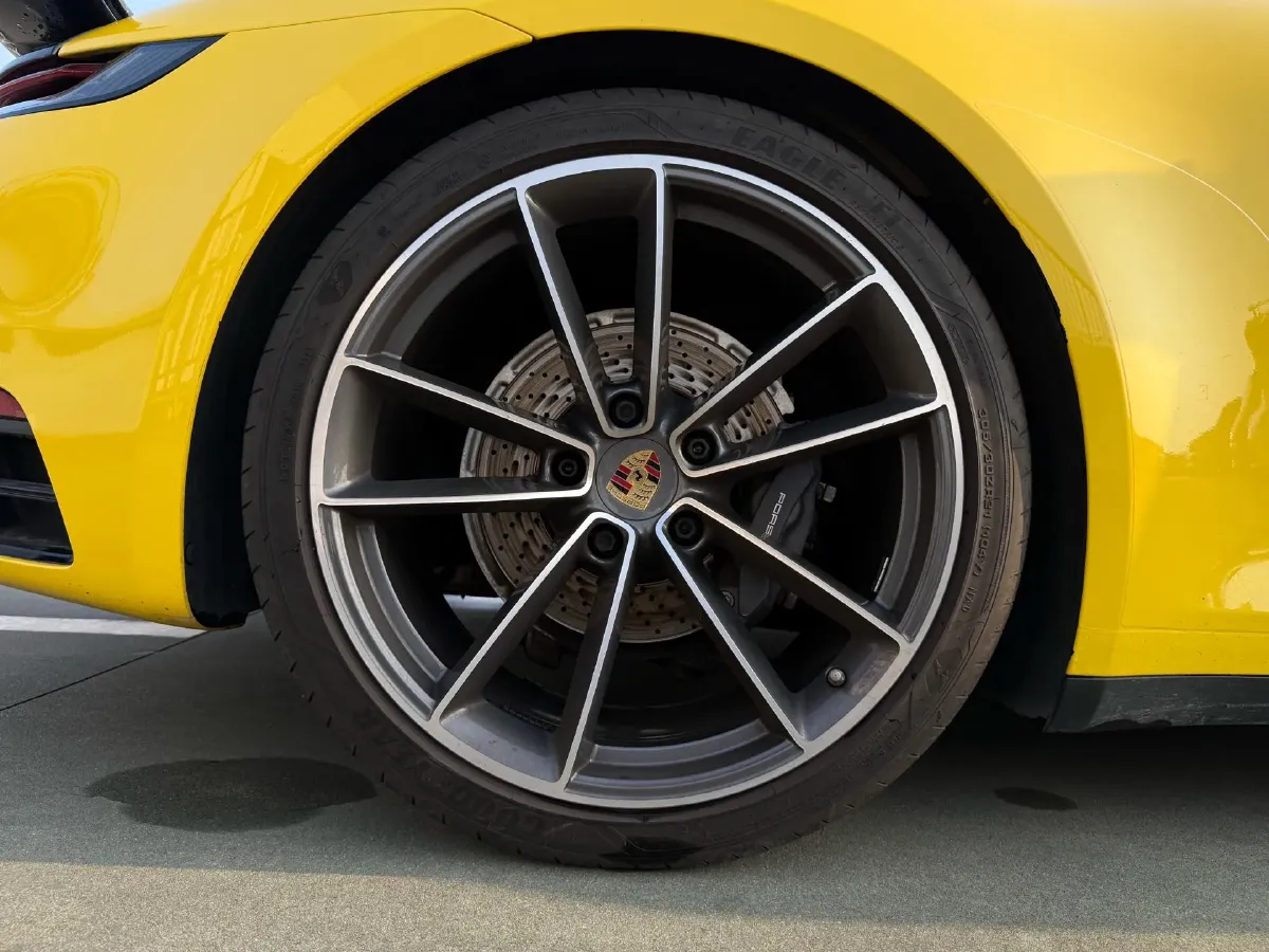 2022 Porsche 911 3.0T 385HP H6 8DCT,autocango,china used car exporter,china ev exporter,chinese used car exporter,chinese used ev exporter