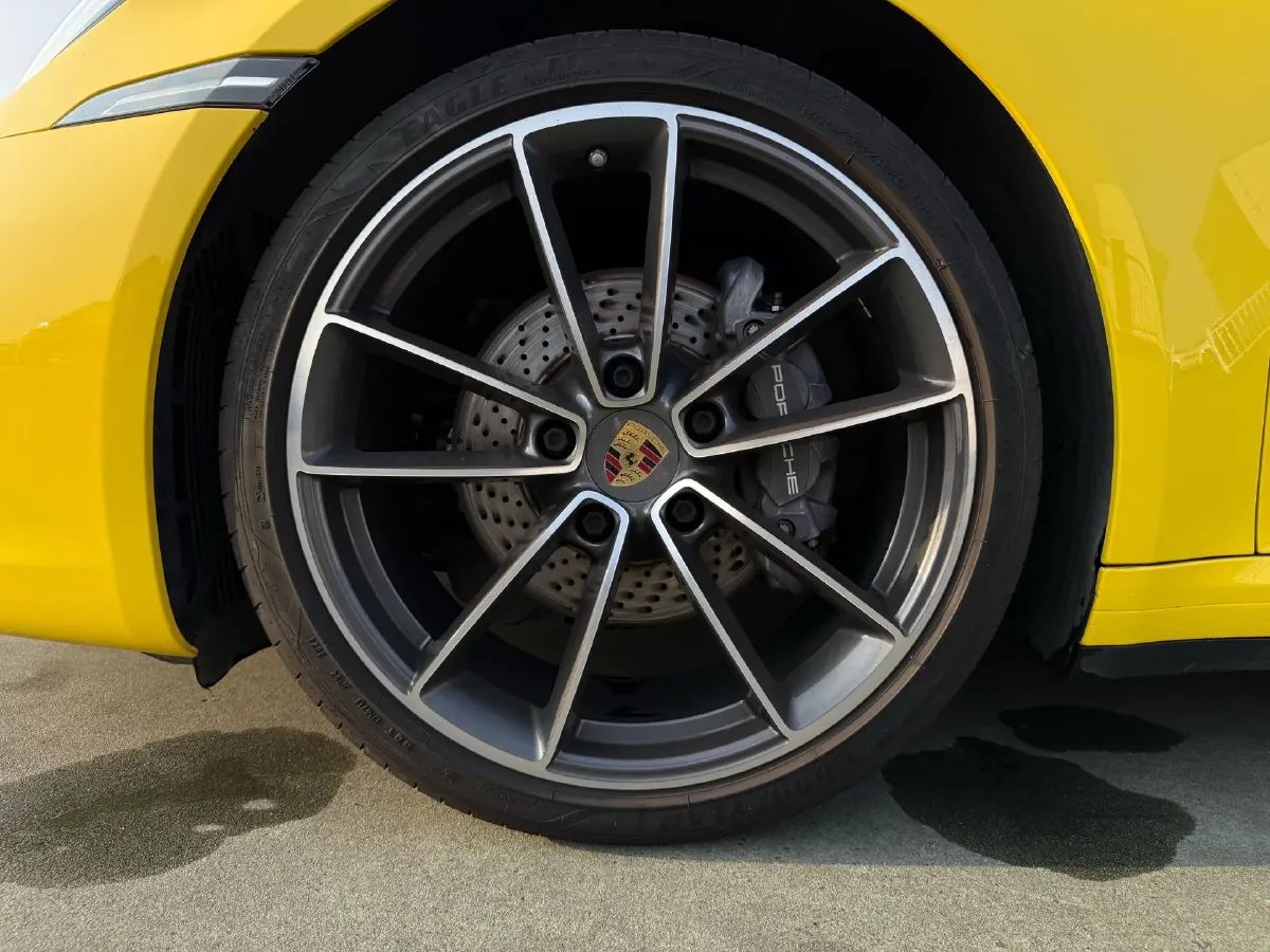 2022 Porsche 911 3.0T 385HP H6 8DCT,autocango,china used car exporter,china ev exporter,chinese used car exporter,chinese used ev exporter