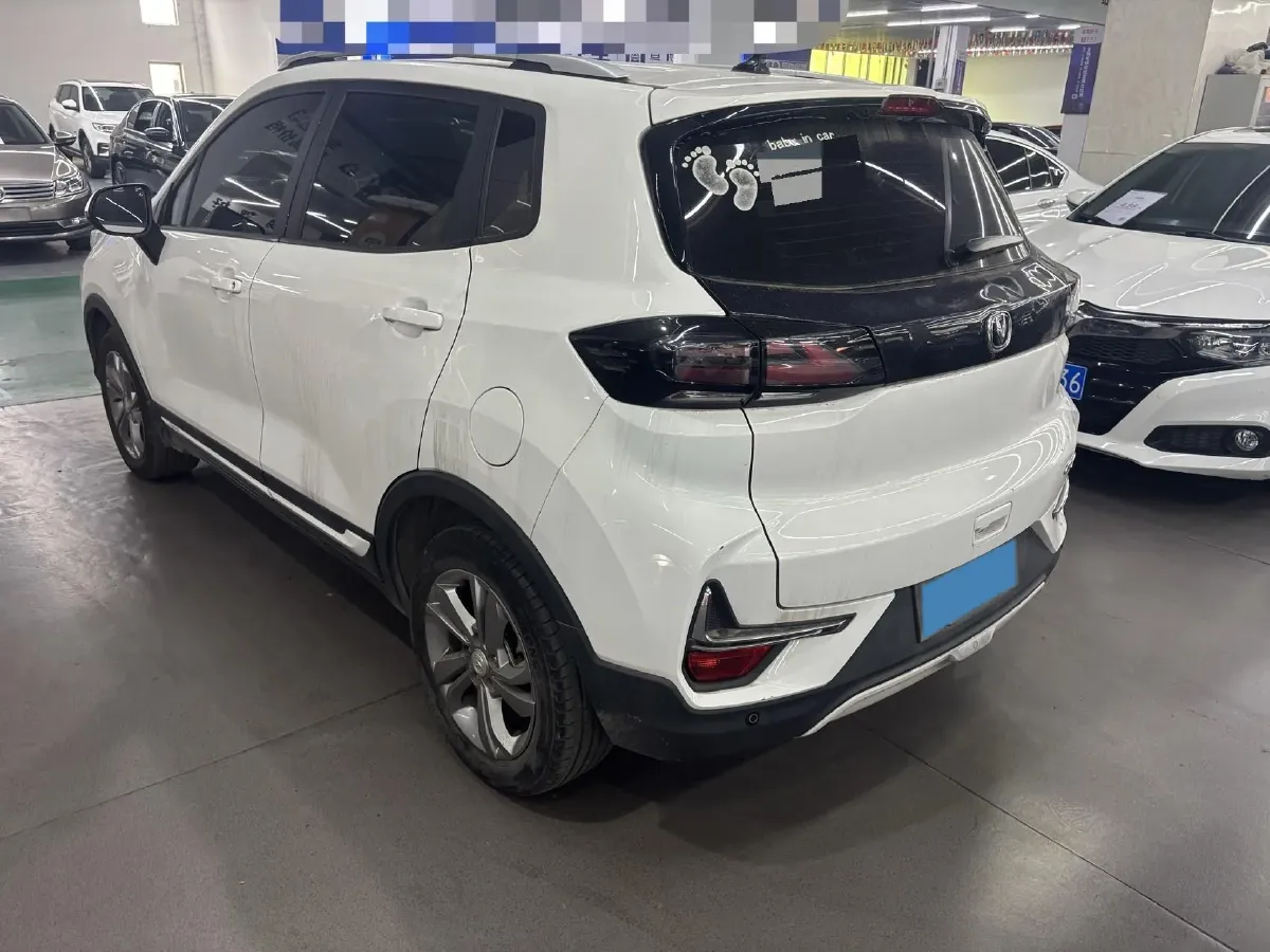 2019 ChangAn CS15 1.5L 107HP L4 5DCT,autocango,china used car exporter,china ev exporter,chinese used car exporter,chinese used ev exporter
