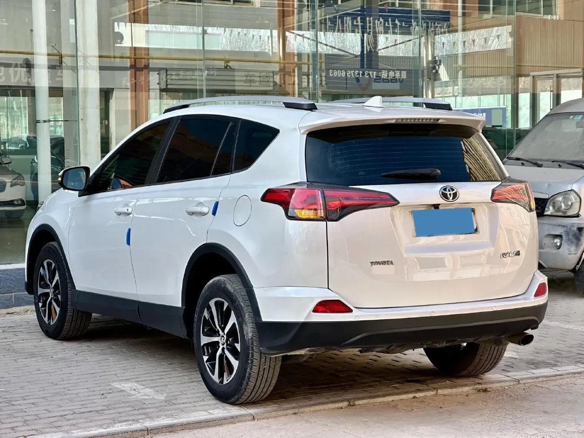 2019 Toyota Camry 2.0L 178HP L4 CVT,autocango,china used car exporter,china ev exporter,chinese used car exporter,chinese used ev exporter