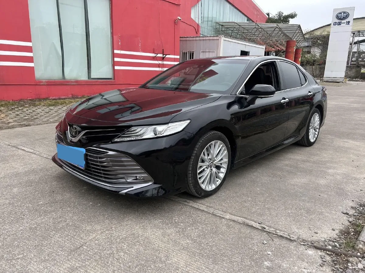 2018 Toyota Camry 2.5L 209HP L4 8AT,autocango,china used car exporter,china ev exporter,chinese used car exporter,chinese used ev exporter