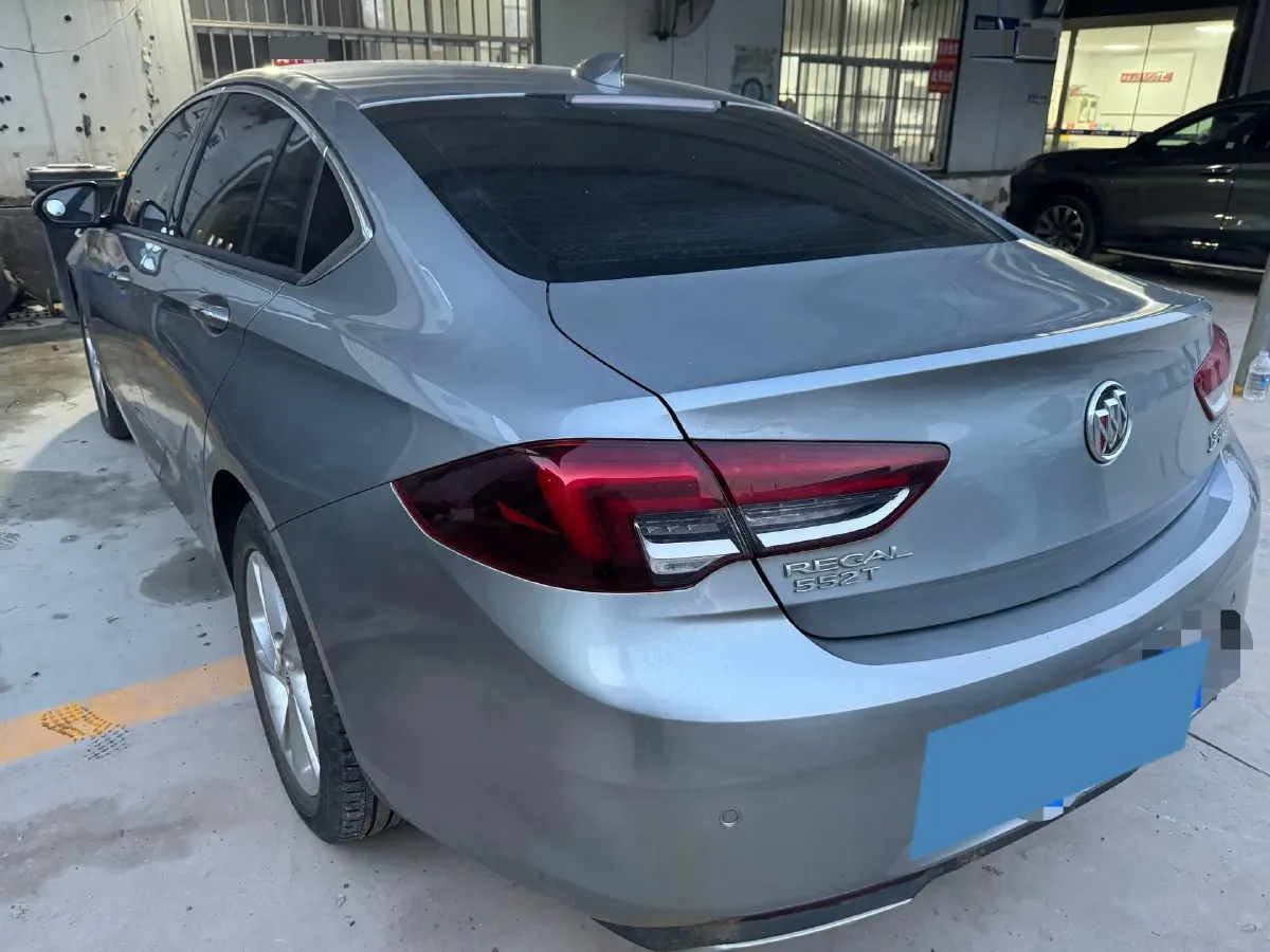 2022 Buick Regal 1.5T 169HP L4 9AT,autocango,china used car exporter,china ev exporter,chinese used car exporter,chinese used ev exporter