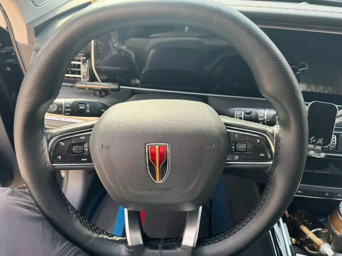 2019 HongQi HS5 2.0T 224HP L4 6AT,autocango,china used car exporter,china ev exporter,chinese used car exporter,chinese used ev exporter