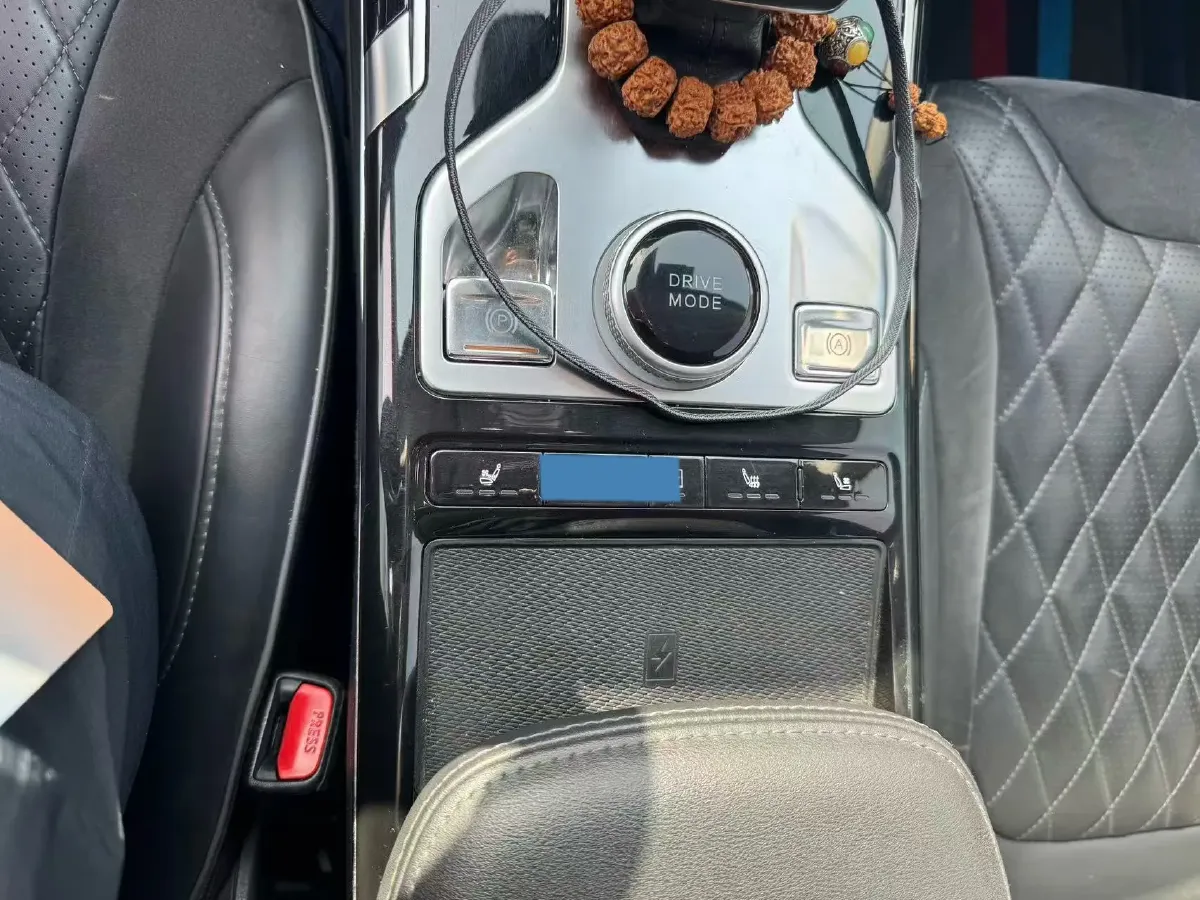 2019 HongQi HS5 2.0T 224HP L4 6AT,autocango,china used car exporter,china ev exporter,chinese used car exporter,chinese used ev exporter