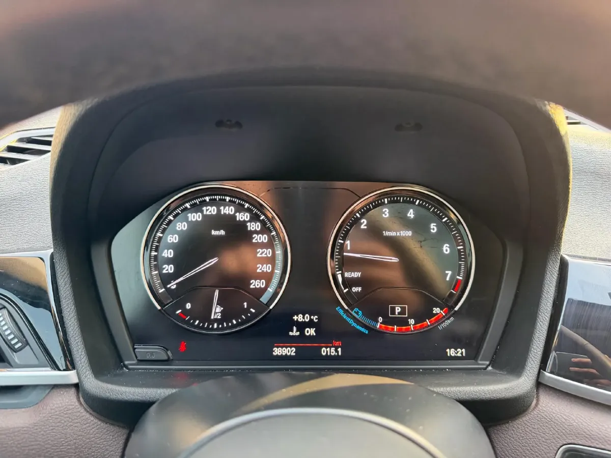 2022 BMW X1 2.0T 192HP L4 7DCT,autocango,china used car exporter,china ev exporter,chinese used car exporter,chinese used ev exporter