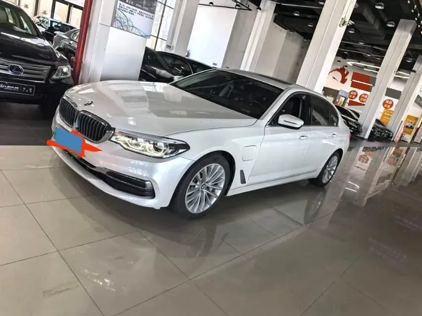 2020 BMW 5 Series 2.0T 184HP L4 8AT PHEV 17.7KWH,autocango,china used car exporter,china ev exporter,chinese used car exporter,chinese used ev exporter