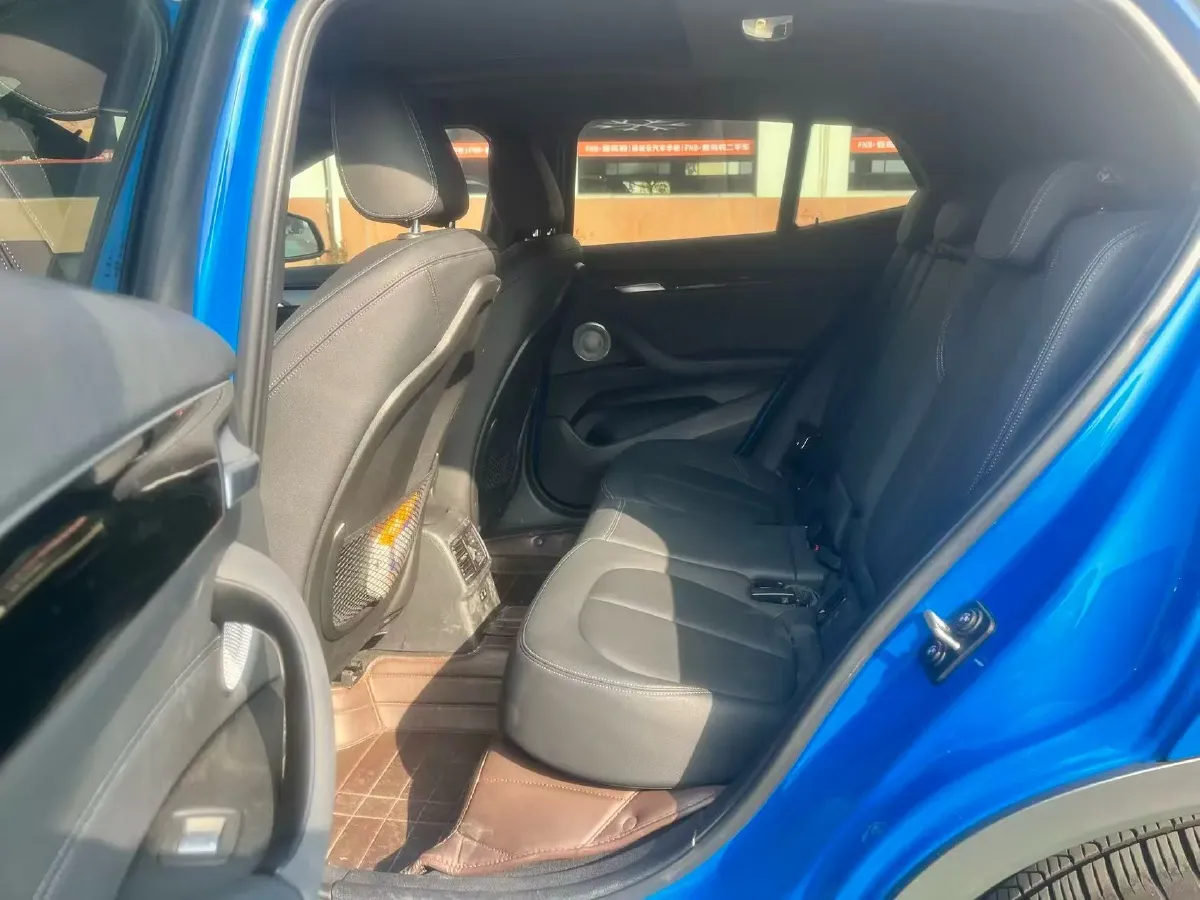 2021 BMW X2 2.0T 192HP L4 7DCT,autocango,china used car exporter,china ev exporter,chinese used car exporter,chinese used ev exporter