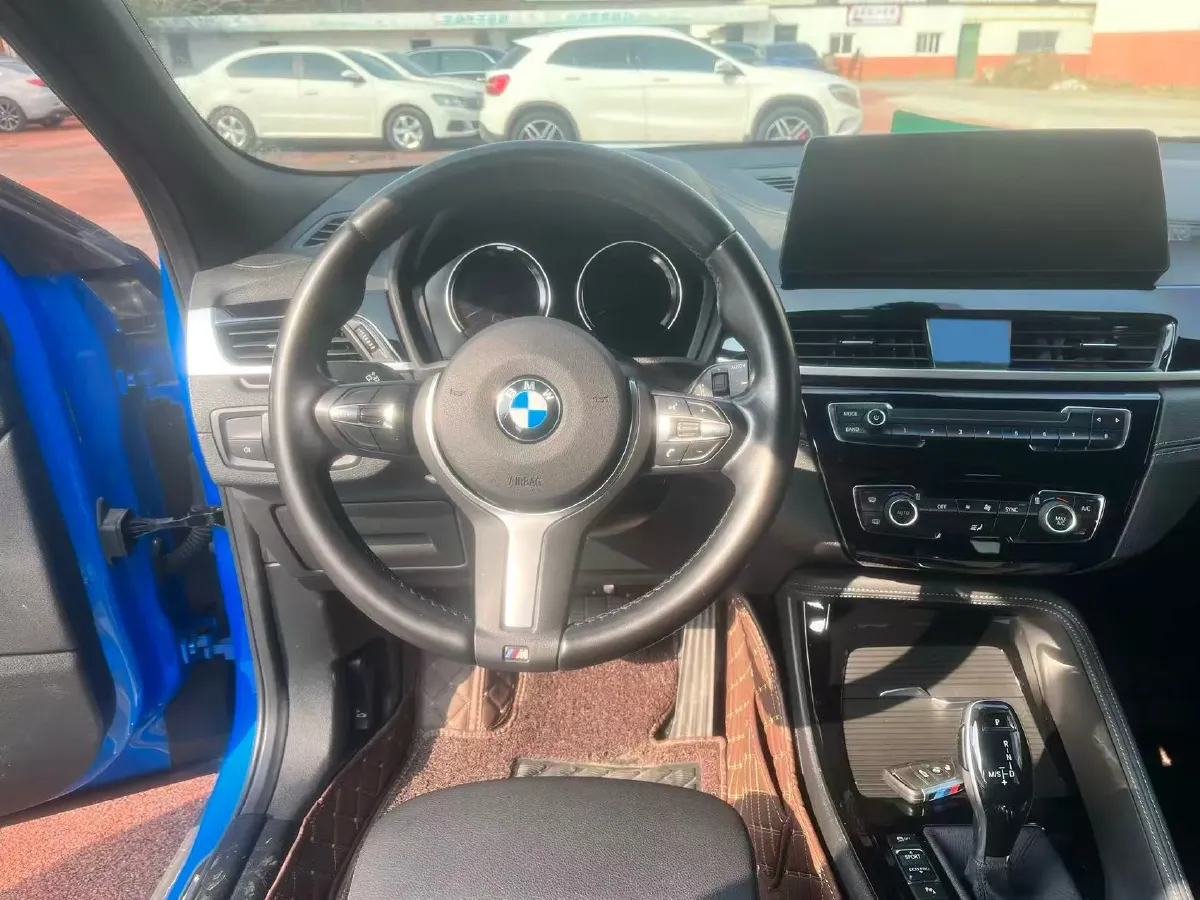 2021 BMW X2 2.0T 192HP L4 7DCT,autocango,china used car exporter,china ev exporter,chinese used car exporter,chinese used ev exporter