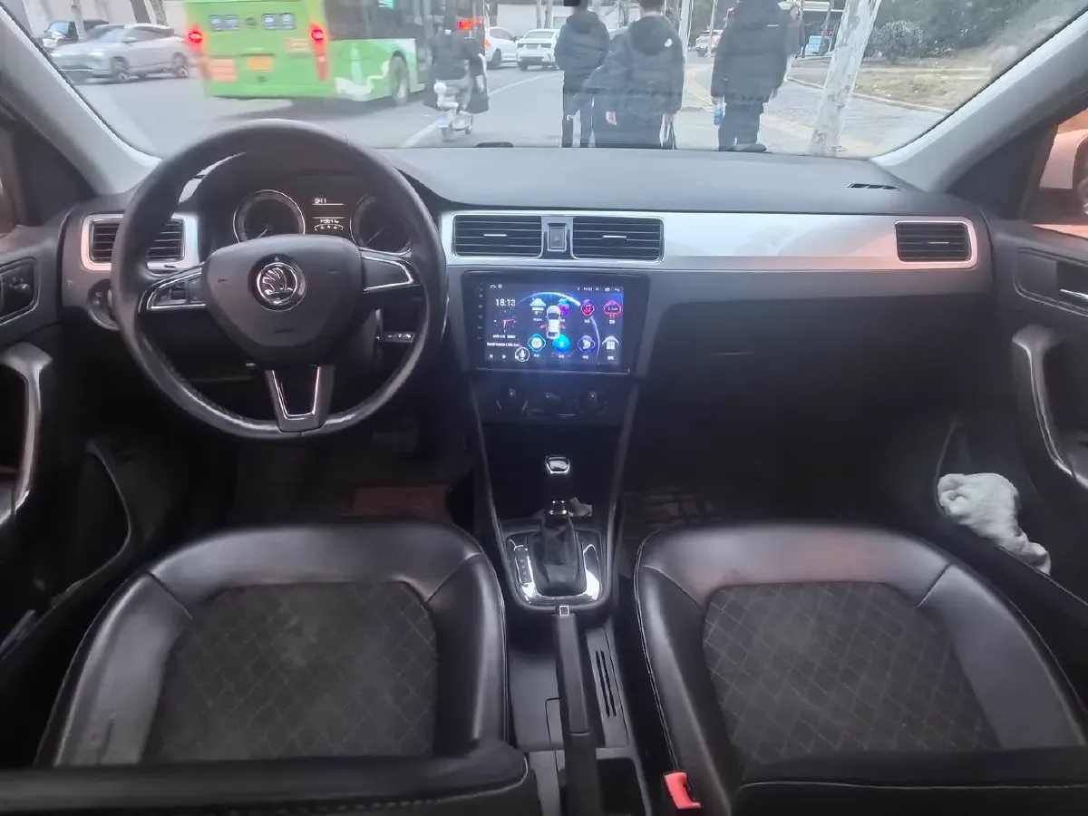 2018 Skoda Rapid 1.6L 110HP L4 6AT,autocango,china used car exporter,china ev exporter,chinese used car exporter,chinese used ev exporter
