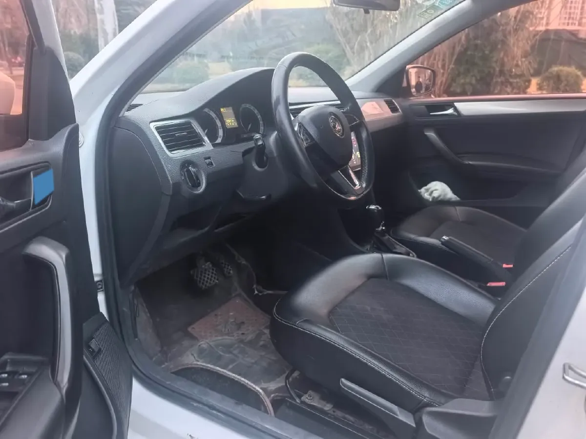 2018 Skoda Rapid 1.6L 110HP L4 6AT,autocango,china used car exporter,china ev exporter,chinese used car exporter,chinese used ev exporter