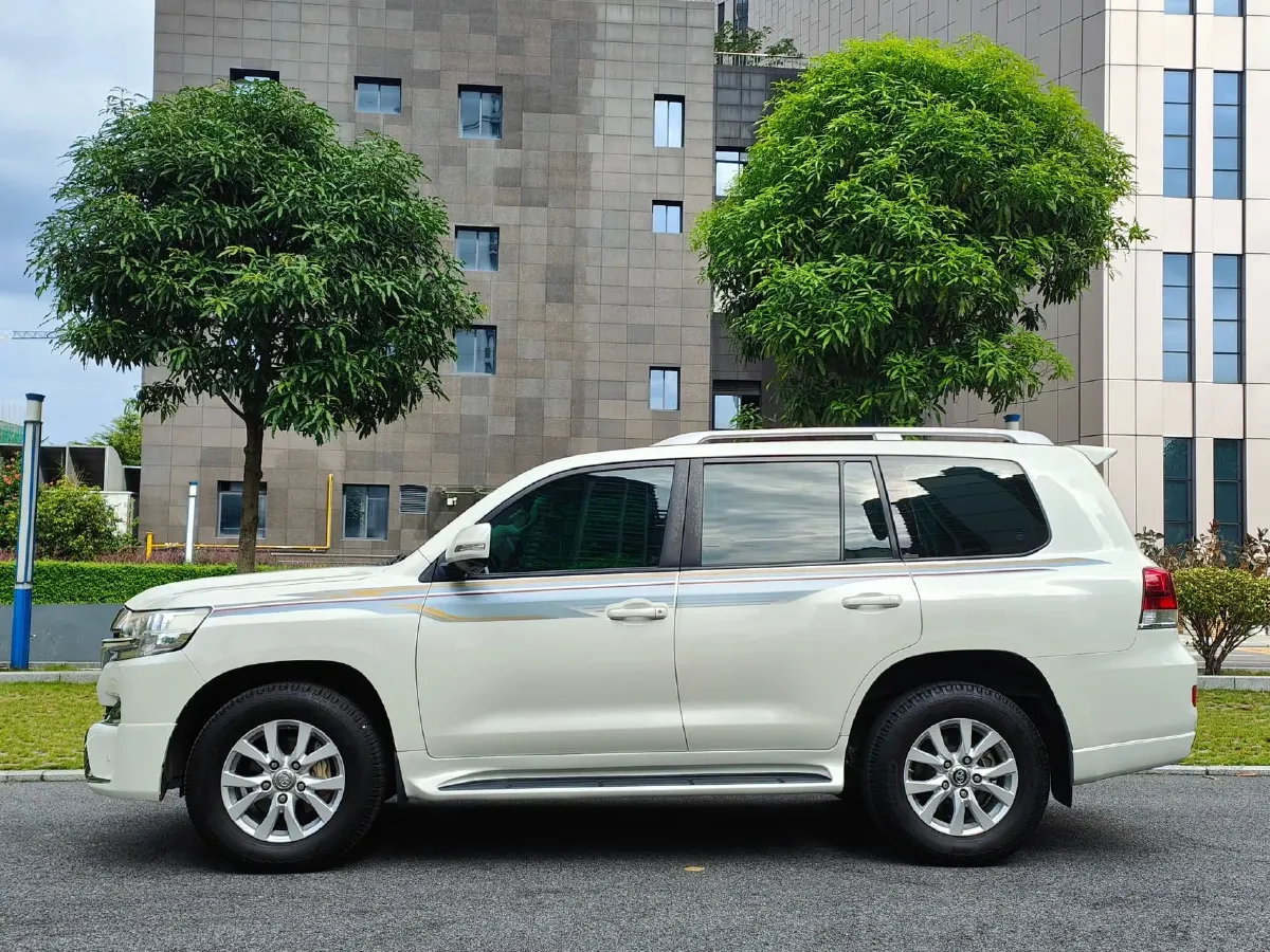 2019 Chevrolet Trax 1.0T 125HP L3 6AT,autocango,china used car exporter,china ev exporter,chinese used car exporter,chinese used ev exporter