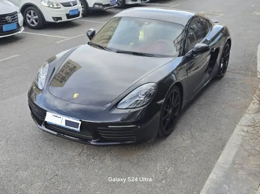 2022 Porsche 718 2.0T 300HP H4 7DCT,autocango,china used car exporter,china ev exporter,chinese used car exporter,chinese used ev exporter