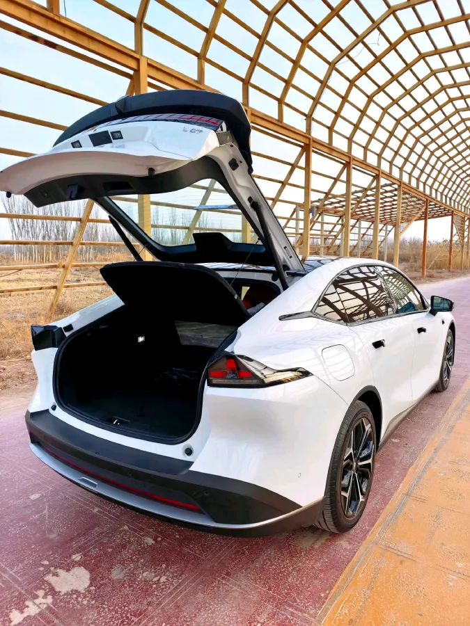 2026 Deepal L07 1.5L 98HP L4 REEV,autocango,china used car exporter,china ev exporter,chinese used car exporter,chinese used ev exporter