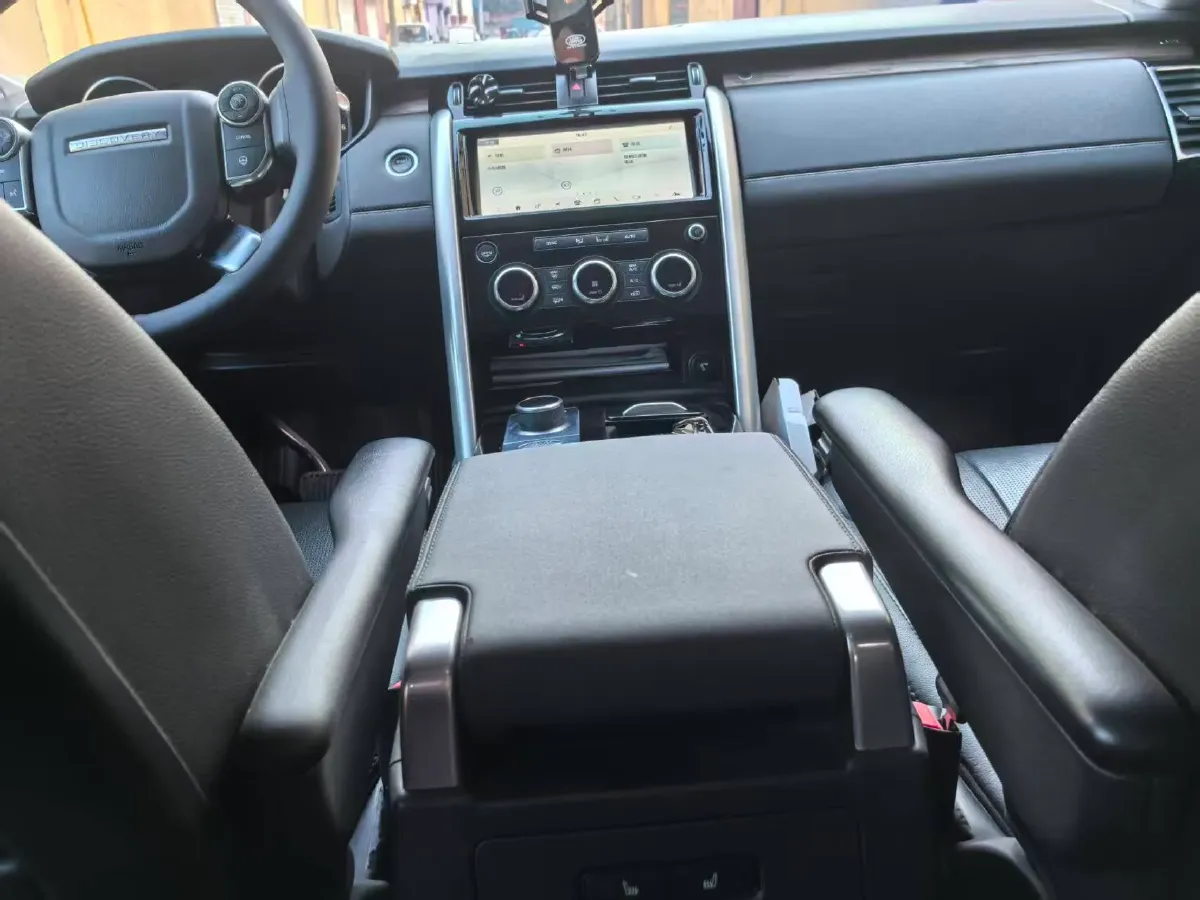 2017 Land Rover Discovery 3.0T 340HP V6 8AT,autocango,china used car exporter,china ev exporter,chinese used car exporter,chinese used ev exporter