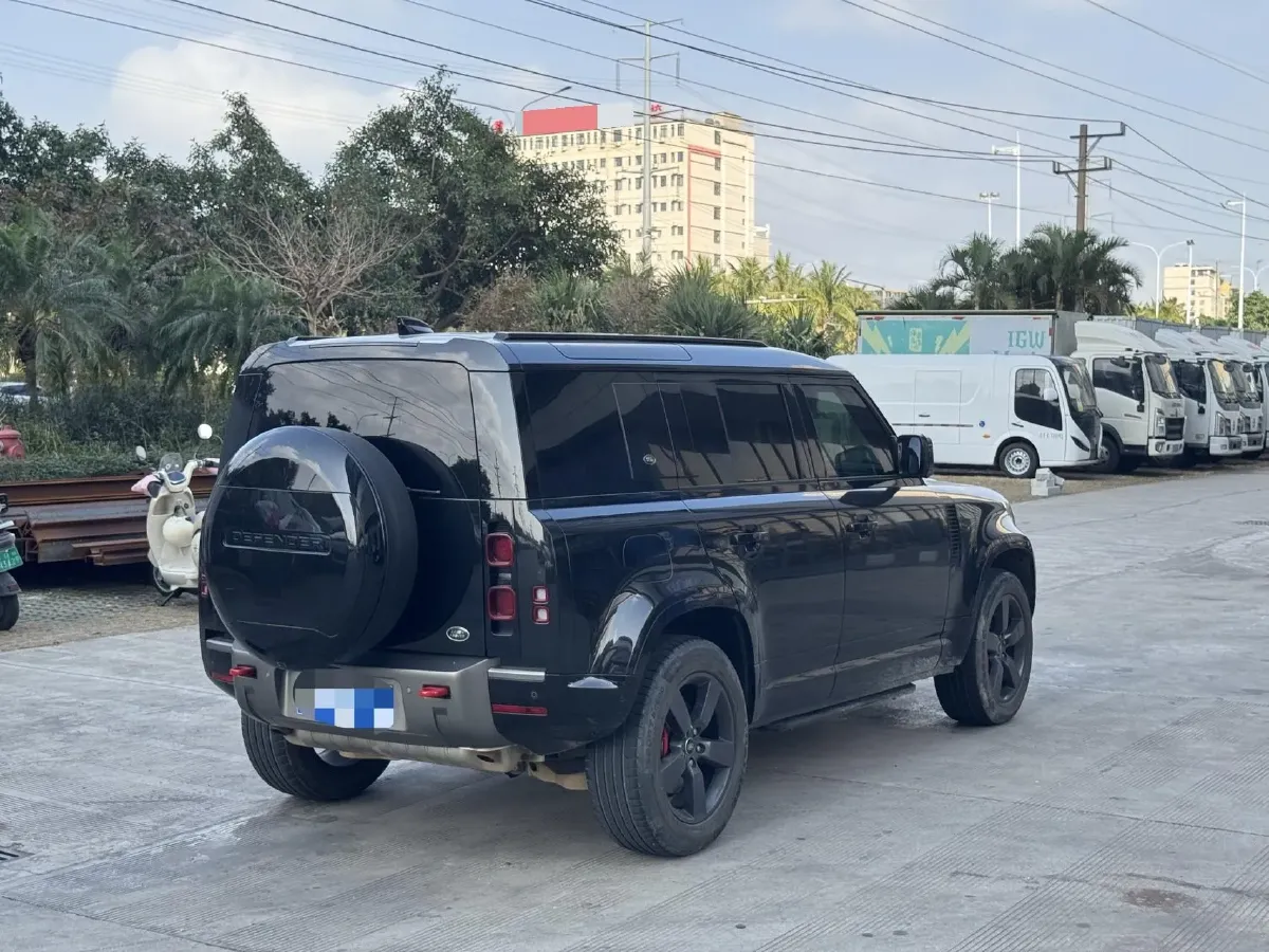 2023 Land Rover Defender 3.0T 400HP L6 8AT,autocango,china used car exporter,china ev exporter,chinese used car exporter,chinese used ev exporter