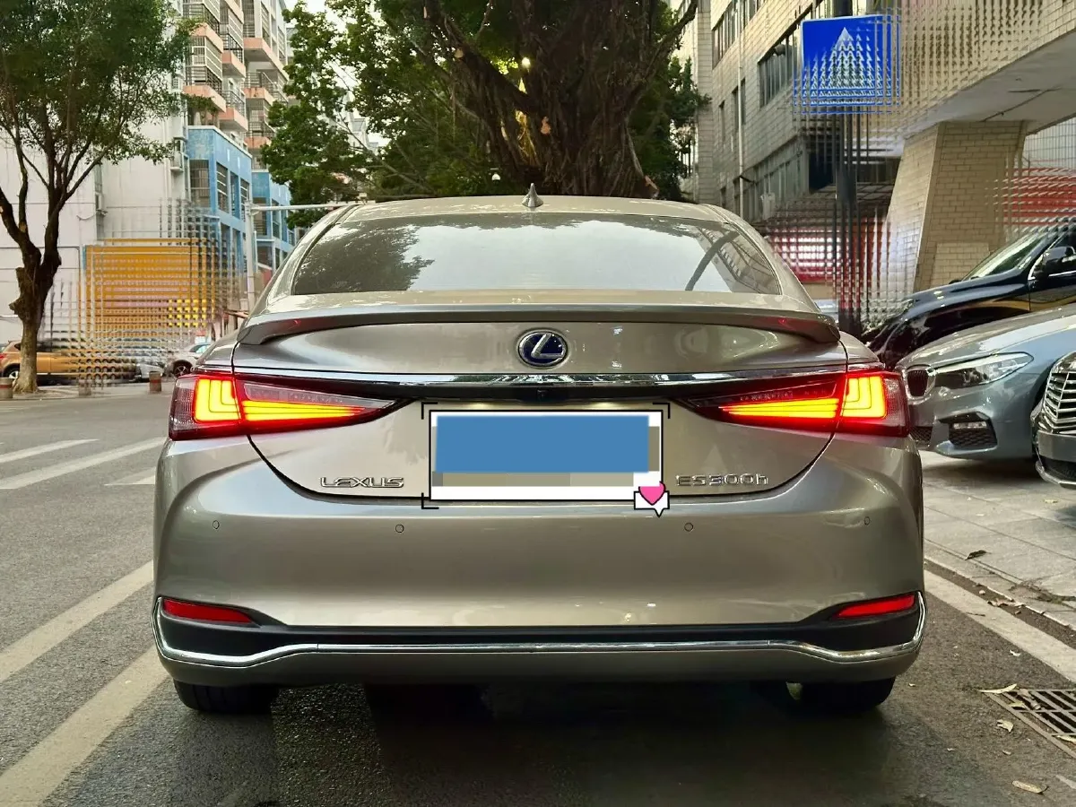 2021 Lexus ES 2.5L 178HP L4 E-CVT Hybrid,autocango,china used car exporter,china ev exporter,chinese used car exporter,chinese used ev exporter