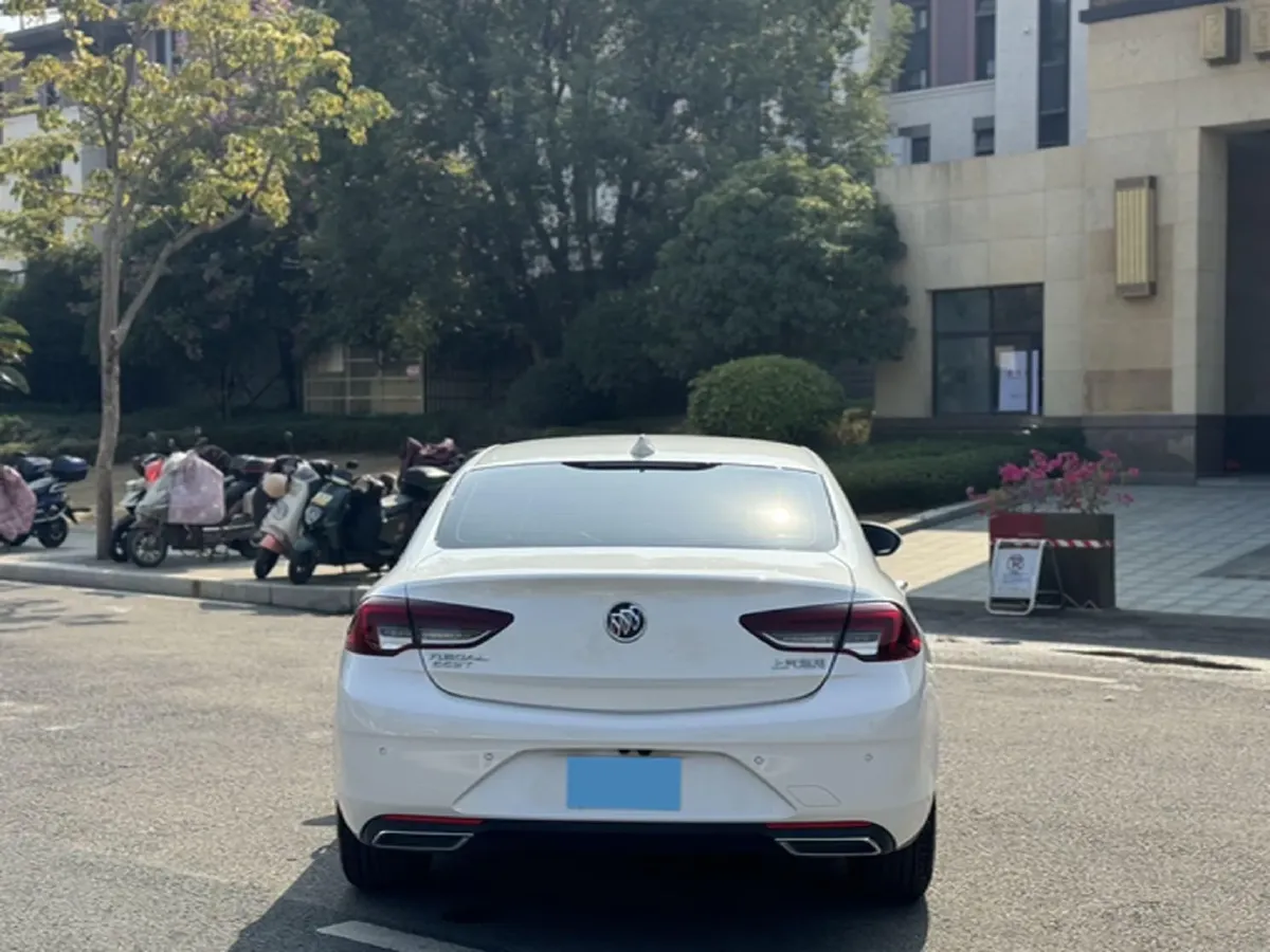 2022 Buick Regal 1.5T 169HP L4 9AT,autocango,china used car exporter,china ev exporter,chinese used car exporter,chinese used ev exporter