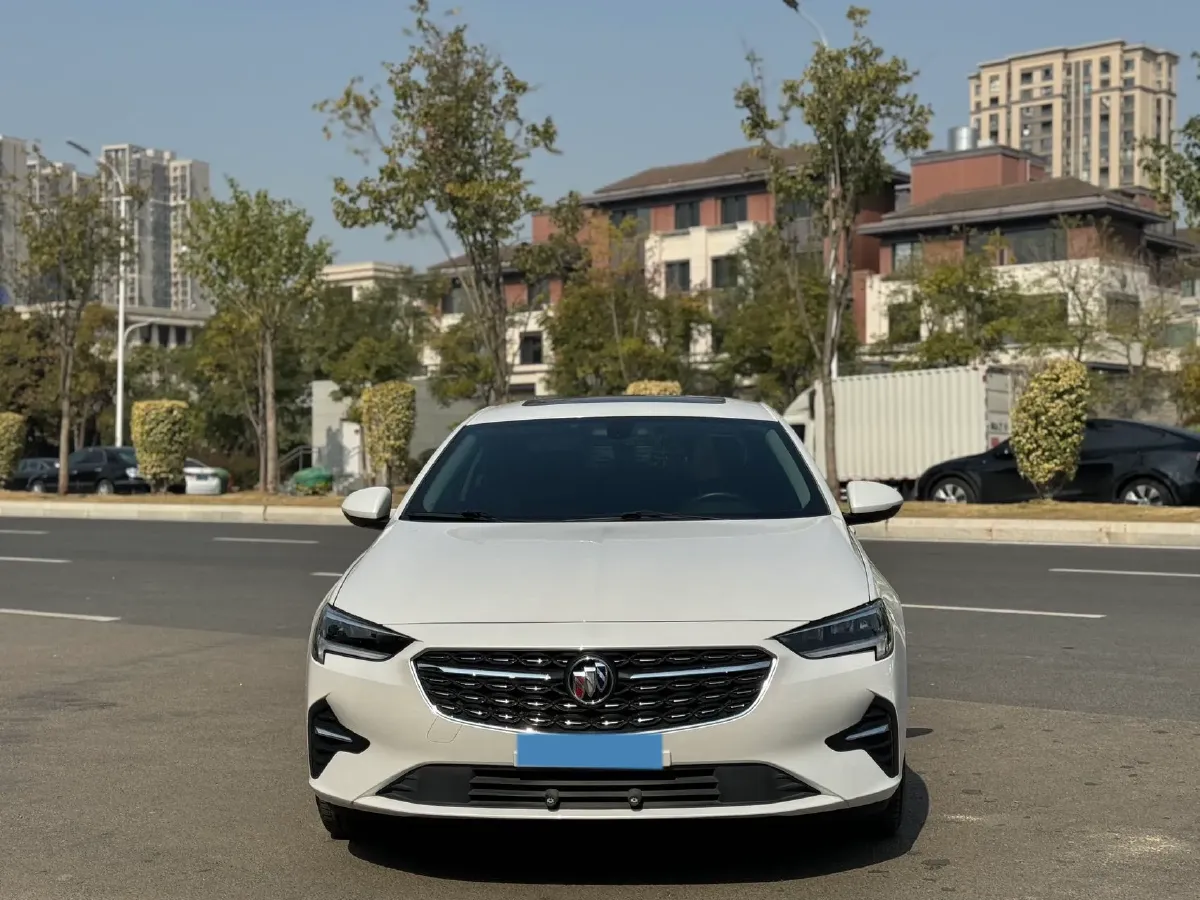 2022 Buick Regal 1.5T 169HP L4 9AT,autocango,china used car exporter,china ev exporter,chinese used car exporter,chinese used ev exporter