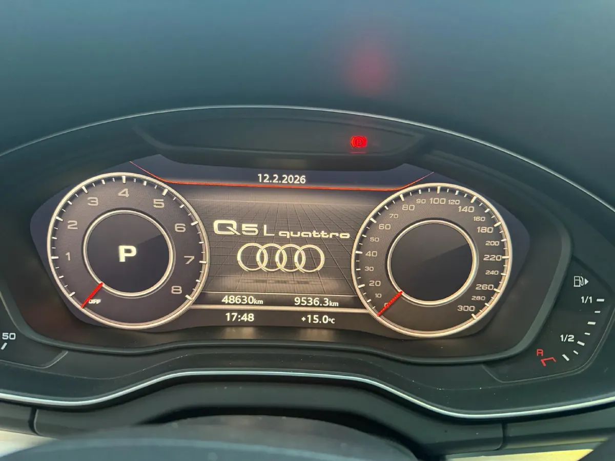 2020 Audi Q5L 2.0T 190HP L4 7DCT,autocango,china used car exporter,china ev exporter,chinese used car exporter,chinese used ev exporter