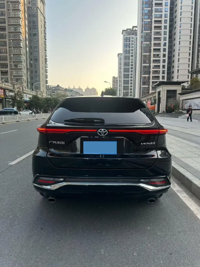 2024 Toyota Venza 2.0L 171HP L4 CVT,autocango,china used car exporter,china ev exporter,chinese used car exporter,chinese used ev exporter