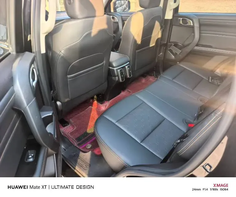 2024 Haval H6 1.5T 184HP L4 7DCT,autocango,china used car exporter,china ev exporter,chinese used car exporter,chinese used ev exporter