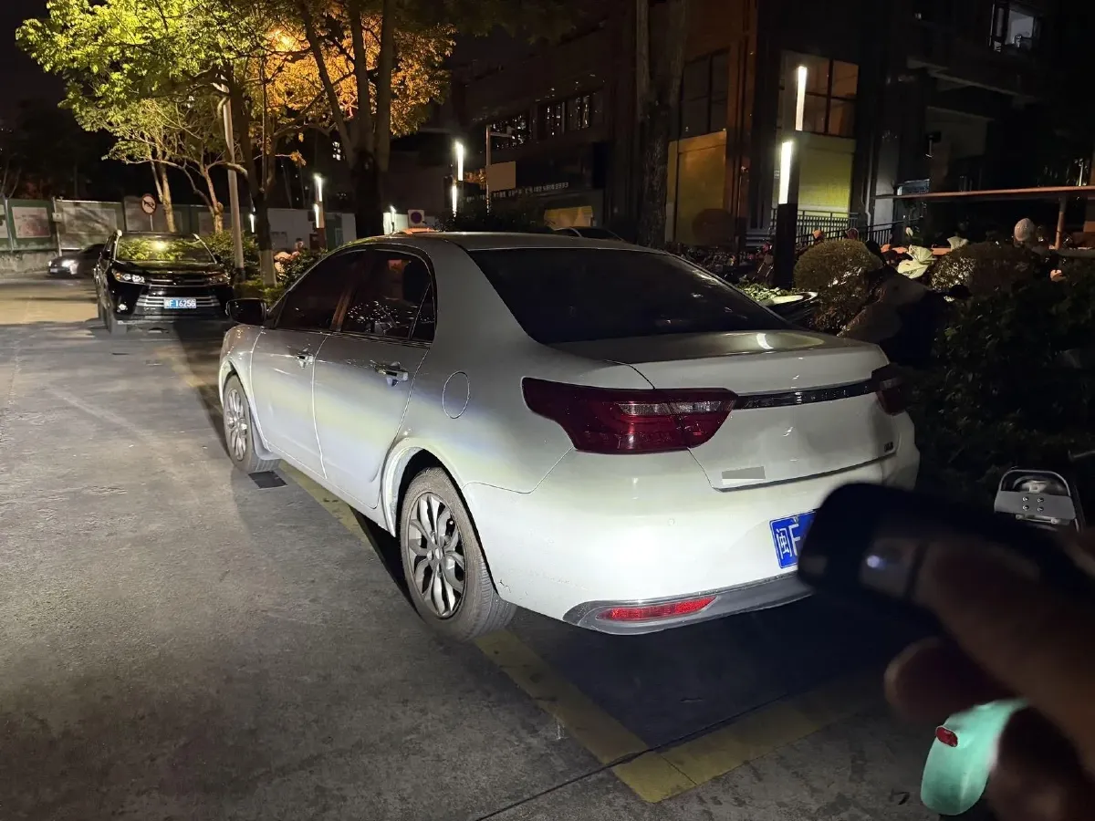 2018 Geely Vision 1.5L 109HP L4 5MT,autocango,china used car exporter,china ev exporter,chinese used car exporter,chinese used ev exporter