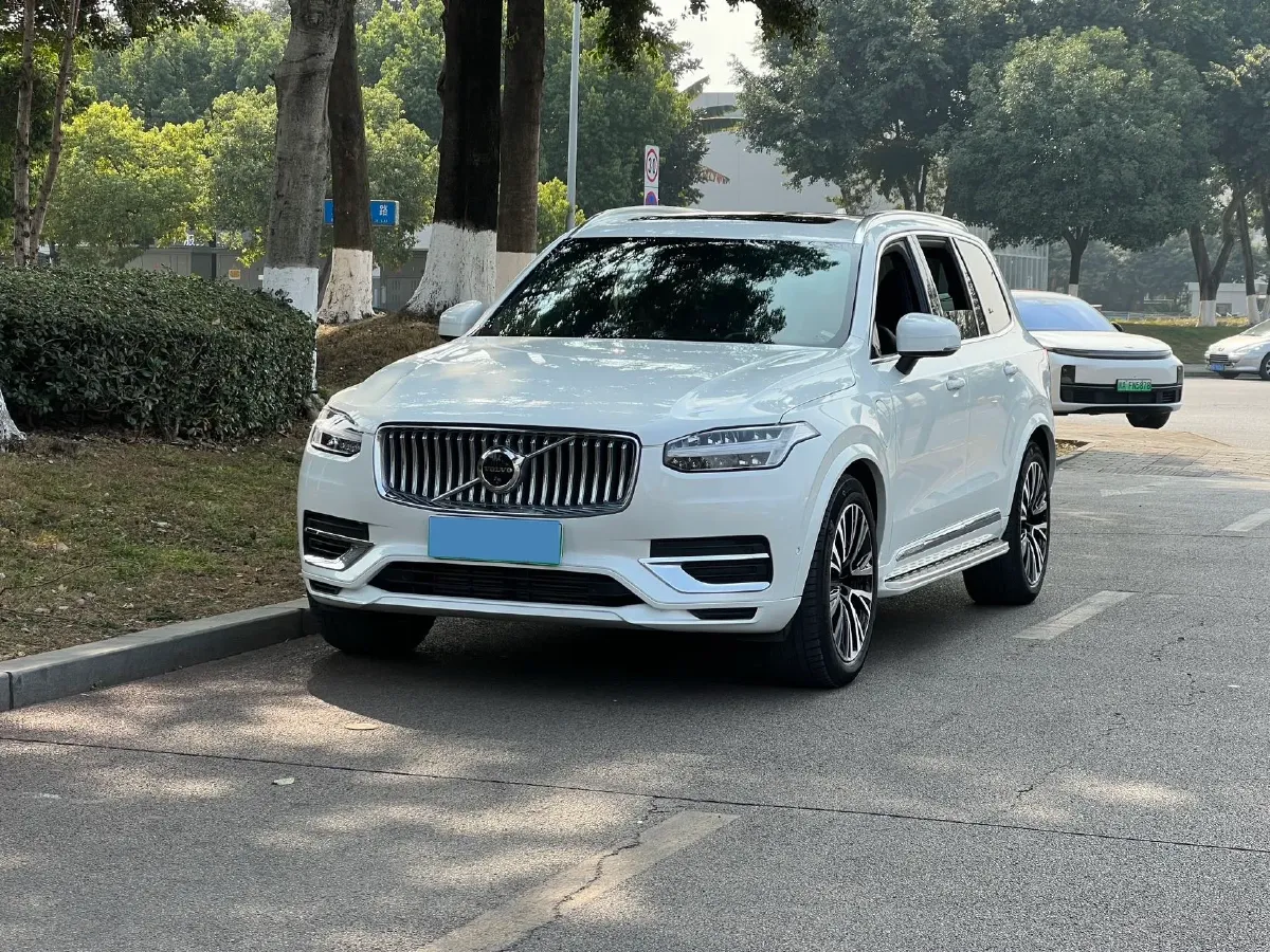 2024 Volvo XC90 PHEV 2.0T 310HP L4 8AT PHEV 18.831KWH,autocango,china used car exporter,china ev exporter,chinese used car exporter,chinese used ev exporter