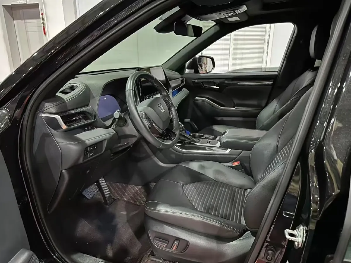 2022 Toyota Crown Kluger 2.5L 192HP L4 E-CVT Hybrid,autocango,china used car exporter,china ev exporter,chinese used car exporter,chinese used ev exporter