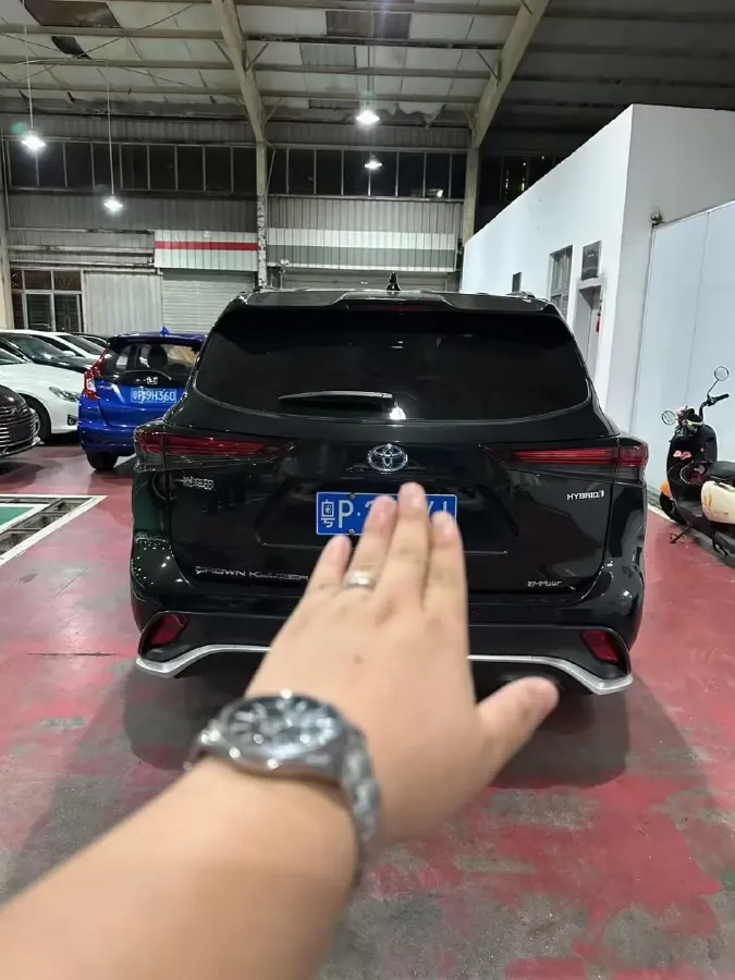 2022 Toyota Crown Kluger 2.5L 192HP L4 E-CVT Hybrid,autocango,china used car exporter,china ev exporter,chinese used car exporter,chinese used ev exporter
