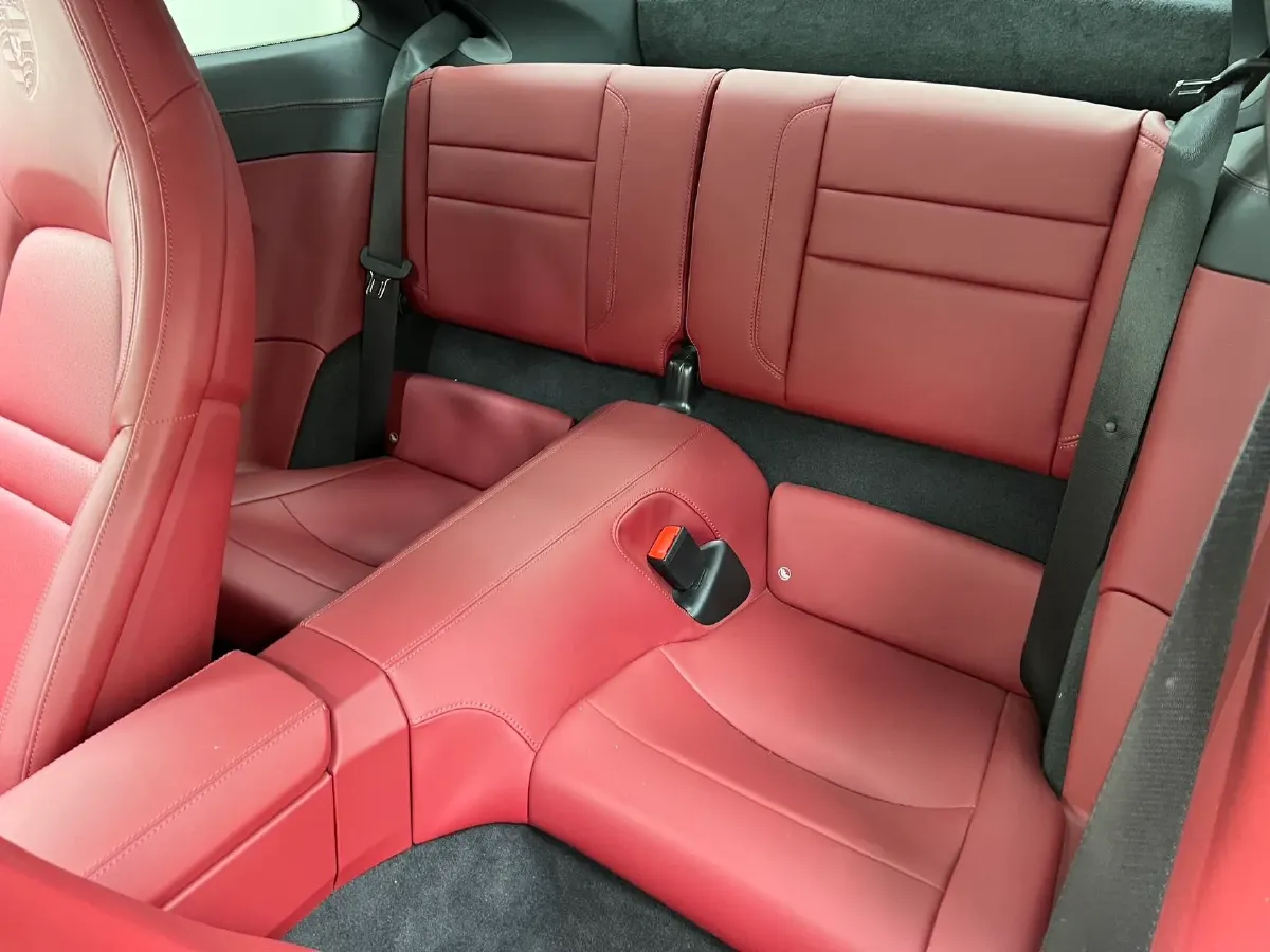 2023 Porsche 911 3.0T 385HP H6 8DCT,autocango,china used car exporter,china ev exporter,chinese used car exporter,chinese used ev exporter