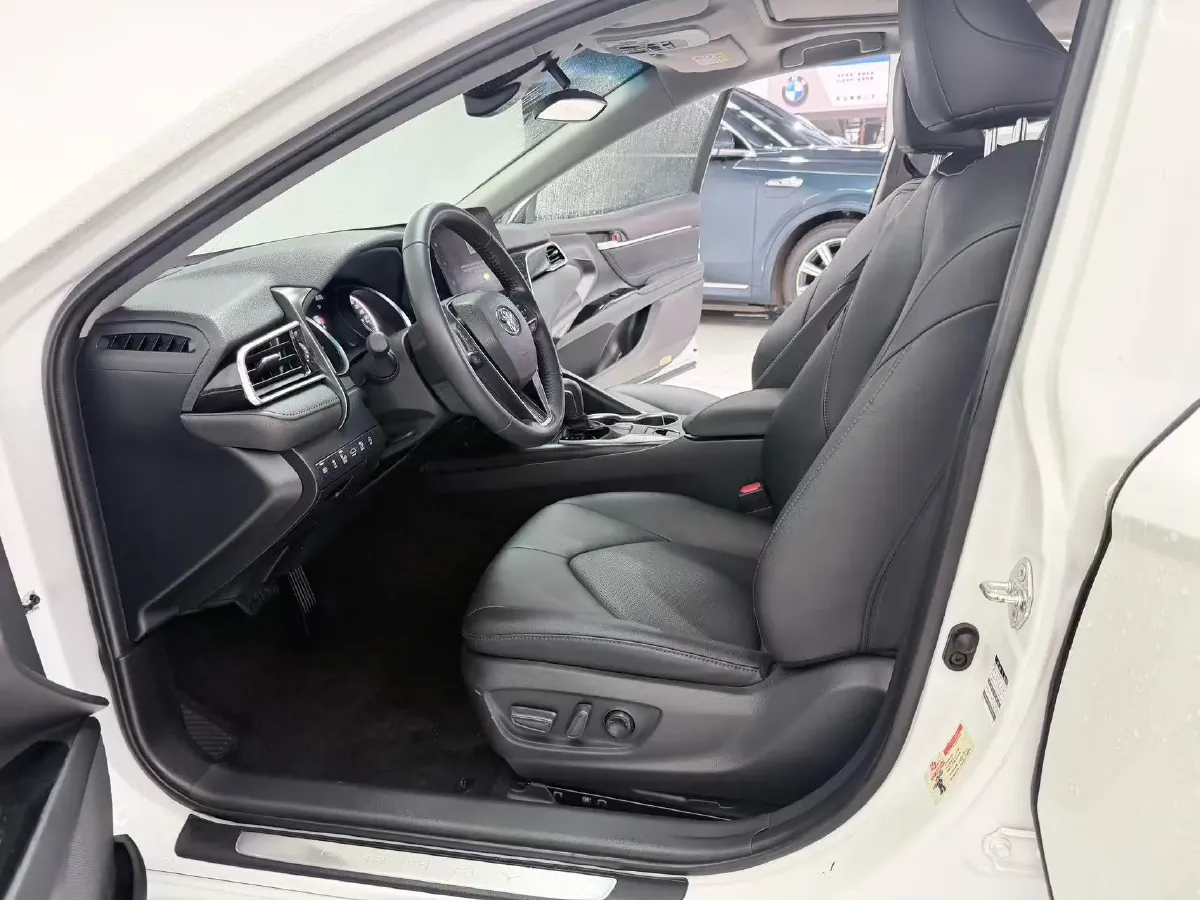 2021 Toyota Camry 2.0L 178HP L4 CVT,autocango,china used car exporter,china ev exporter,chinese used car exporter,chinese used ev exporter