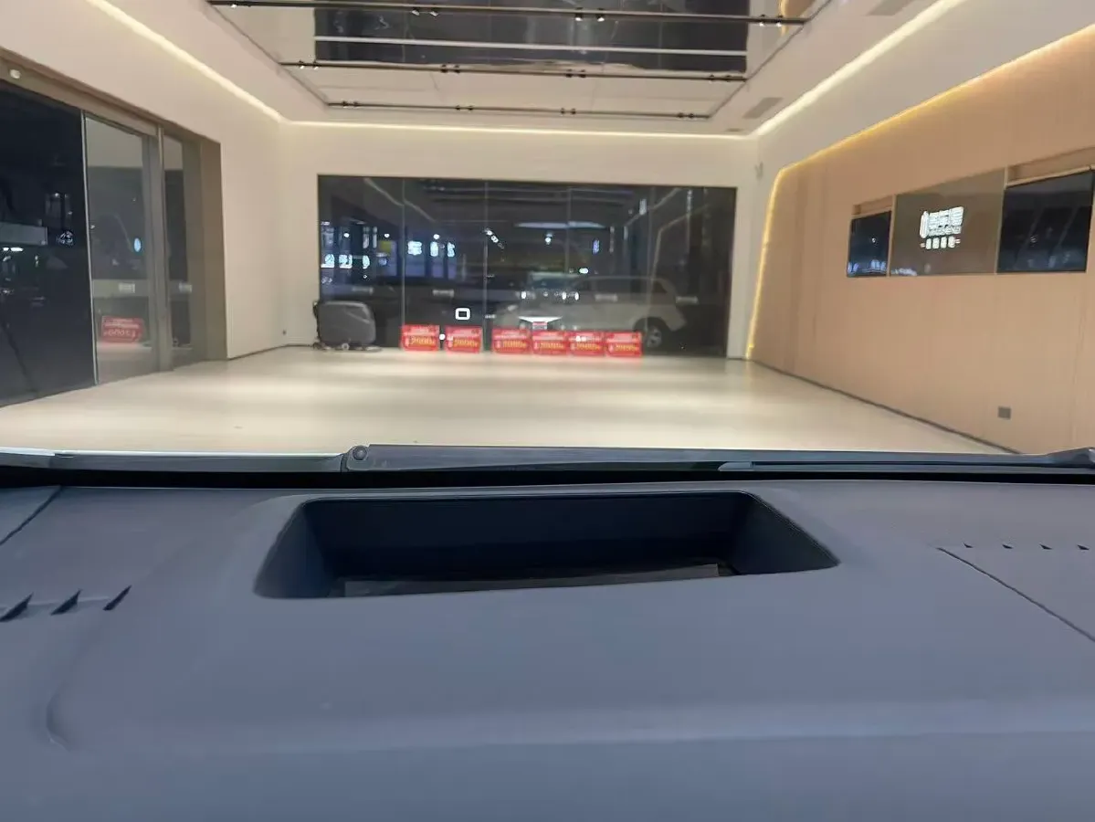 2023 Buick Century 2.0T 237HP L4 9AT,autocango,china used car exporter,china ev exporter,chinese used car exporter,chinese used ev exporter