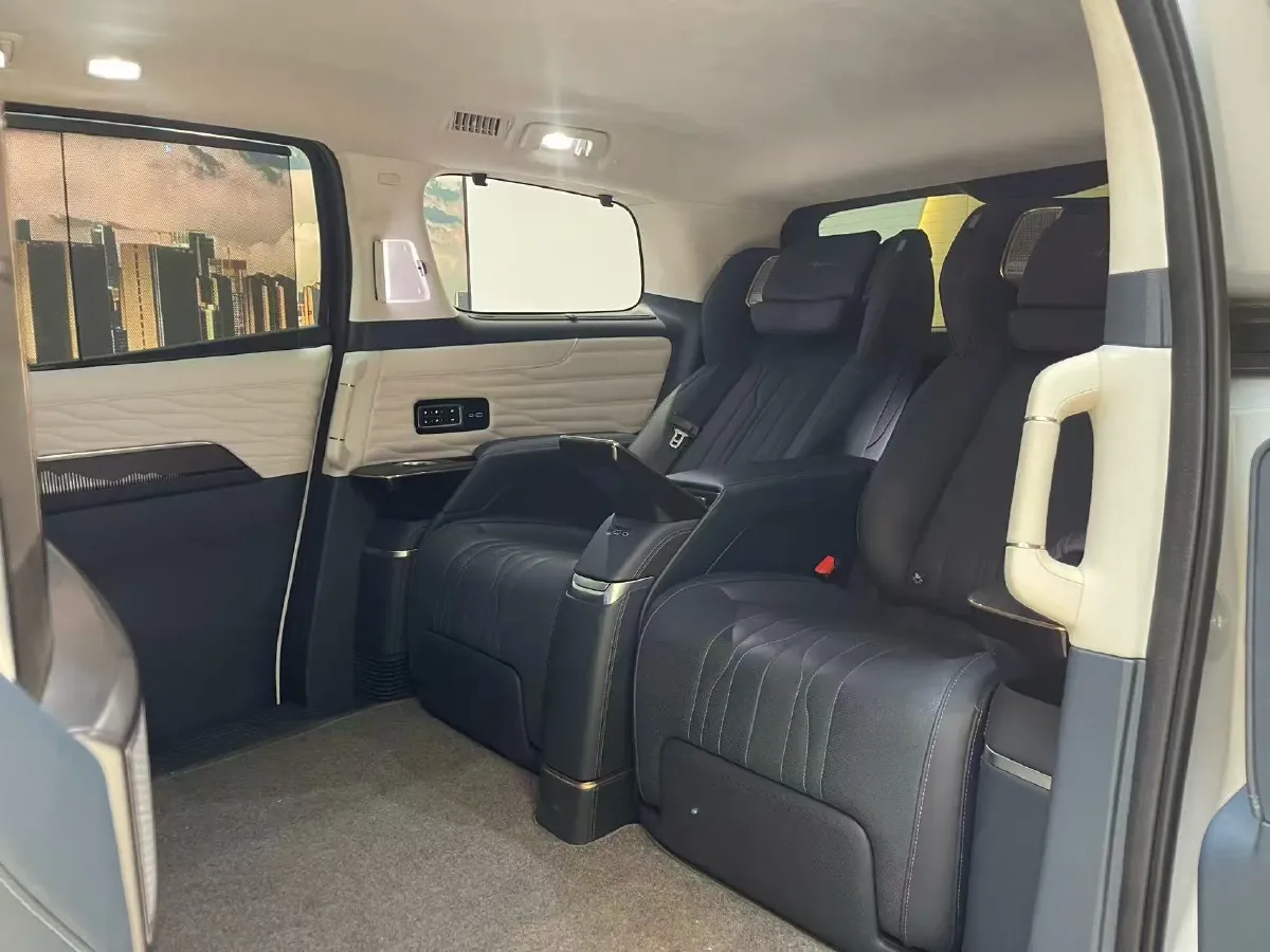 2023 Buick Century 2.0T 237HP L4 9AT,autocango,china used car exporter,china ev exporter,chinese used car exporter,chinese used ev exporter